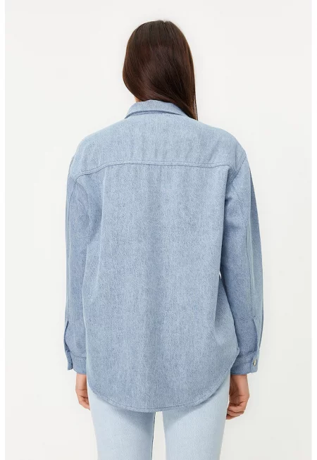 Уголемено яке тип риза от деним с пришити джобове