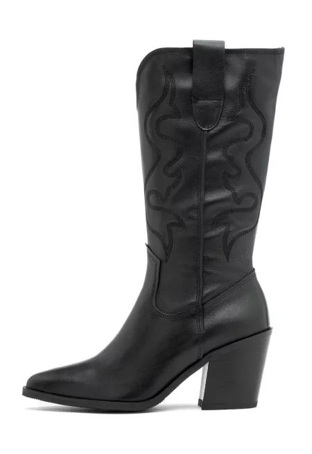 Боти Kora - Черен