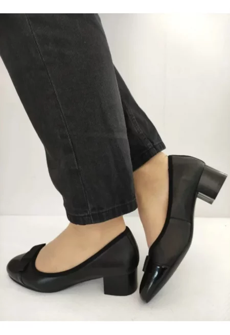 Дамски елегантни обувки  160021C 01-N черни с лак - черни