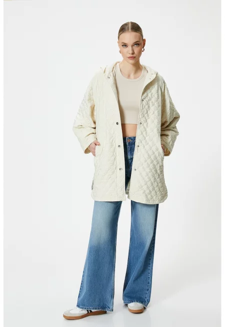 Капитонирано зимно яке с качулка