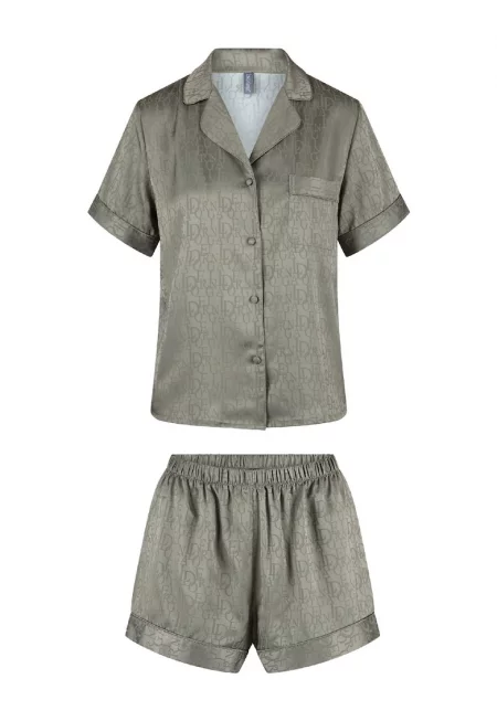 Къса сатинирана пижама с принт