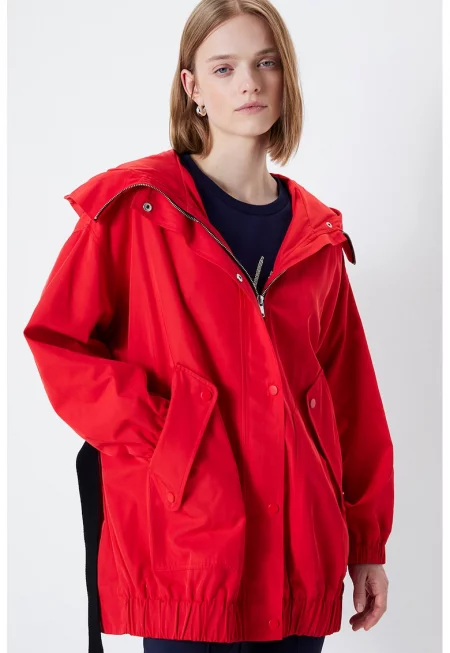 Парка с качулка