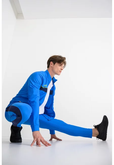 Спортен екип Challenger с лого