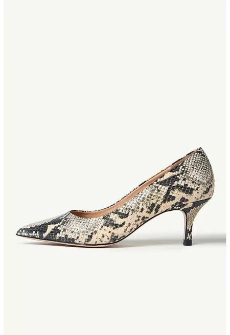 Велурени обувки Julie с остър връх - Бежов