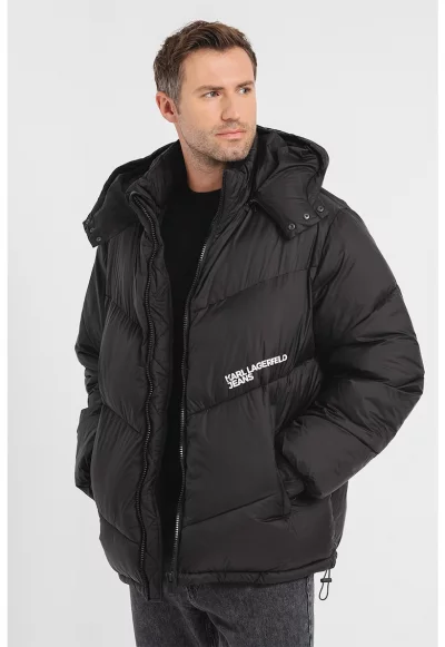 Подплатено зимно яке с качулка