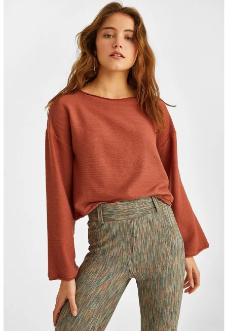 Пуловер с паднали ръкави