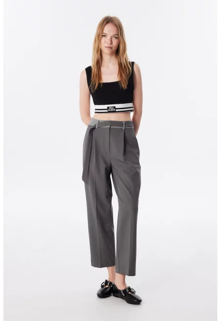 Скъсен прав панталон - Светло сив