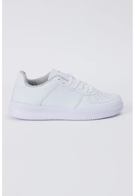 Спортни обувки от еко кожа