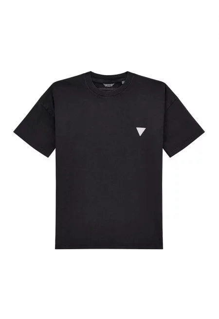 Тениска с лого на гърба