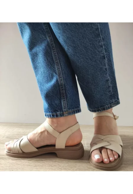 Дамски ежедневни сандали  5251 крем - крем