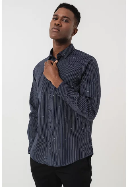 Десенирана риза с остра яка - Бял/Тъмносин