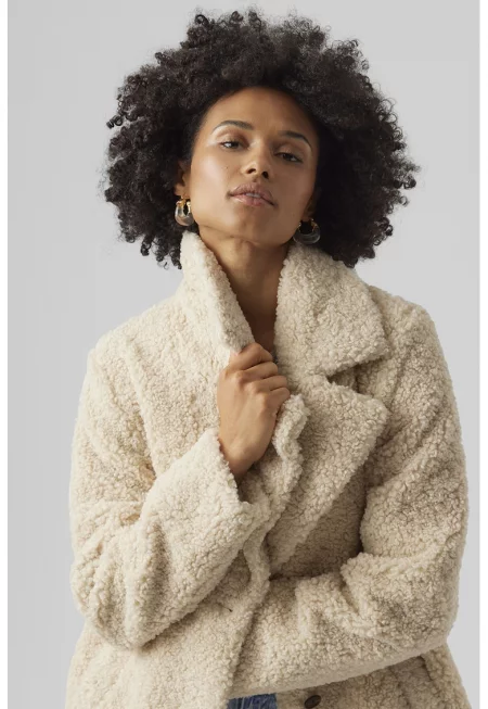 Палто с еко пух - Крем