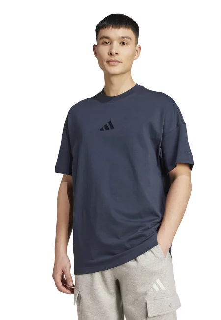 Памучна тениска с овално деколте