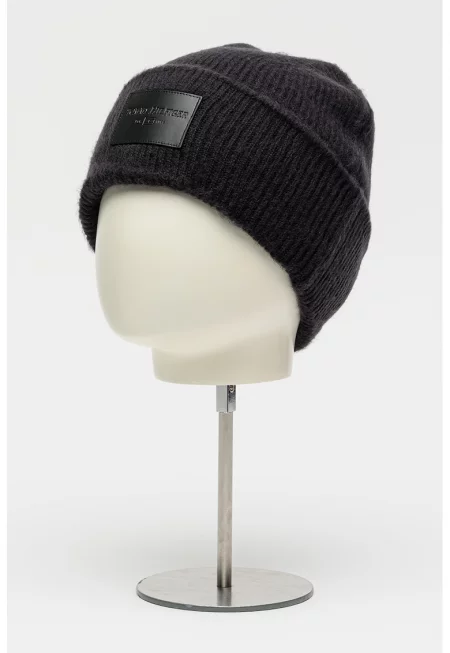 Шапка с вълна с лого