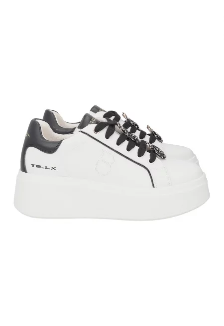 Спортни обувки с кожа