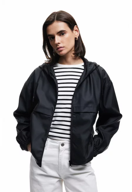 Яке с качулка