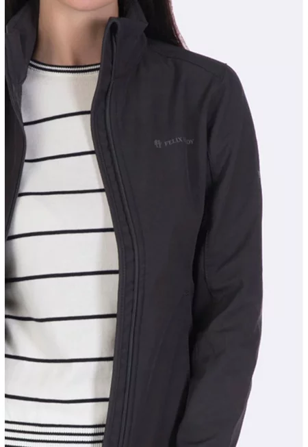 Яке с цип и джобове встрани